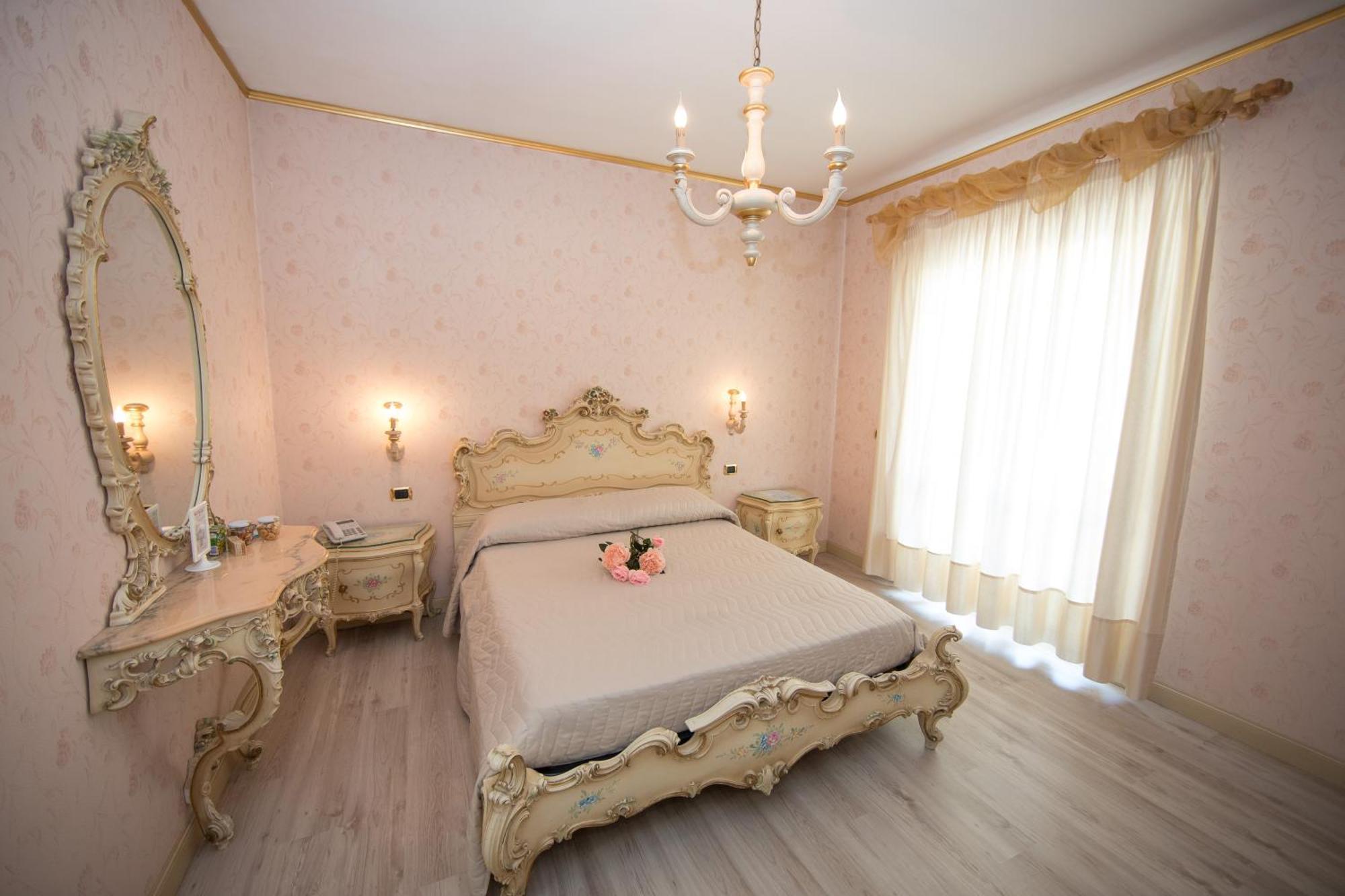 Hotel Imperiale Terzigno Luaran gambar